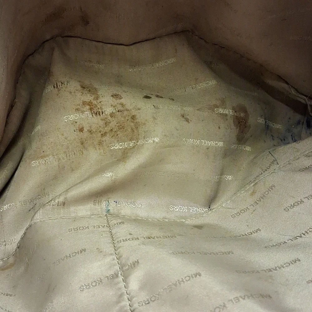 Michael Kors Burgundy Tote Bag - Classic Leather Shoulder Bag - Picture 6 of 14